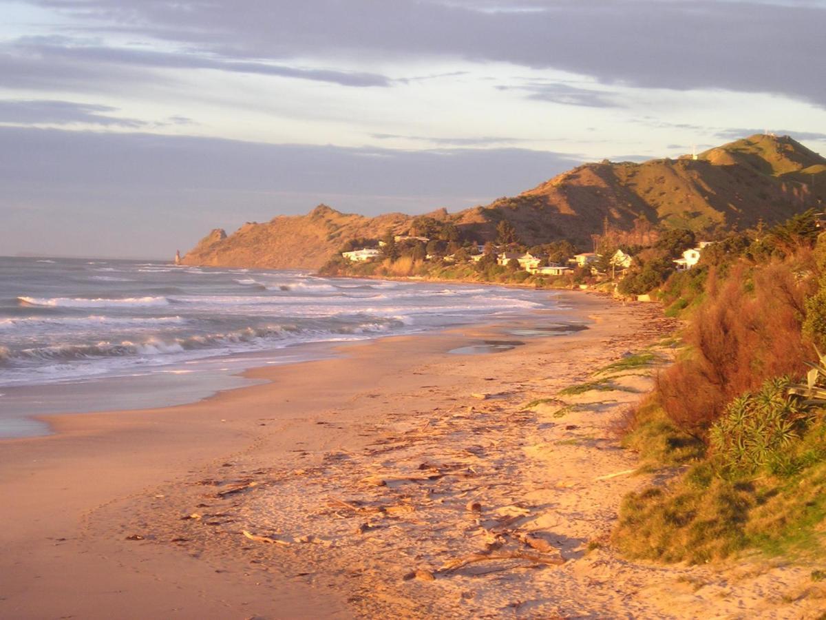 A Minute'S Walk To The Beach Gisborne Εξωτερικό φωτογραφία